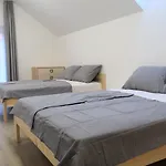 Forrest With A Pool Apartment